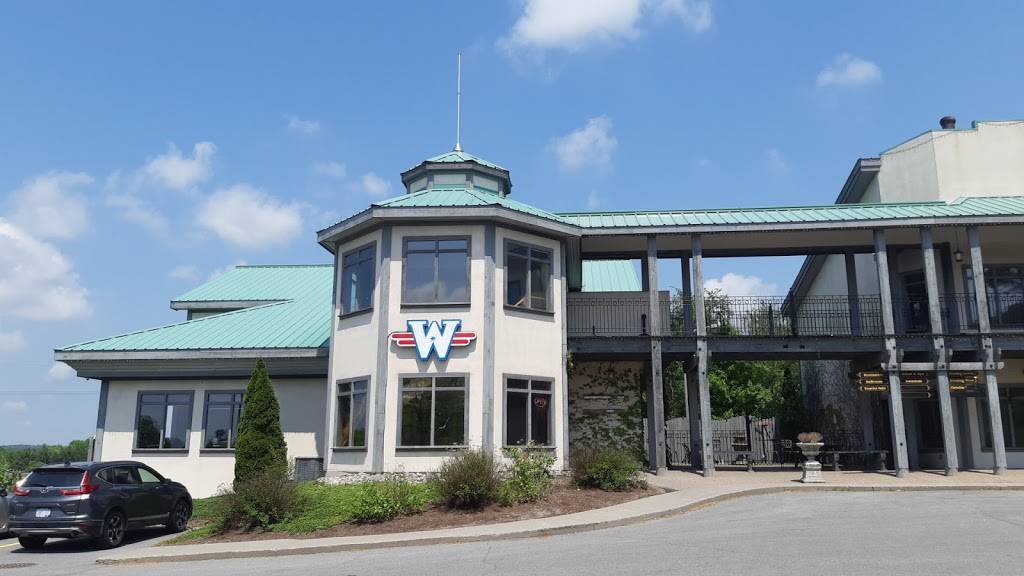 Wild Wing | restaurant | 824 Palace Rd #1, Napanee, ON K7R 3K9, Canada | 6133545464 OR +1 613-354-5464