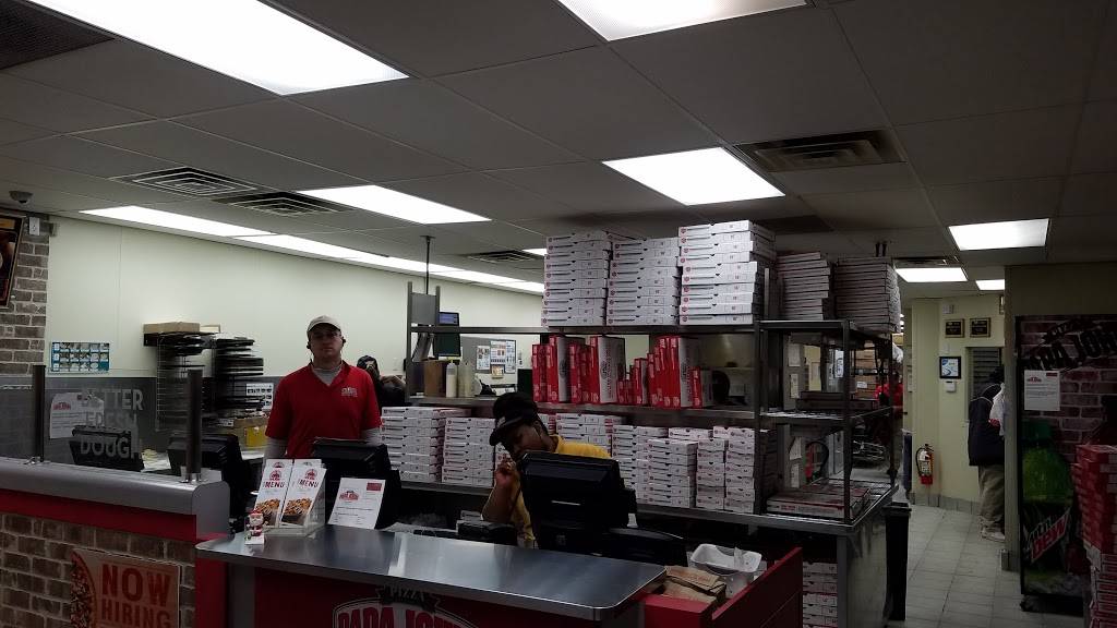 Papa Johns Pizza | restaurant | 7520 W Greenfield Ave, West Allis, WI 53214, USA | 4144767272 OR +1 414-476-7272