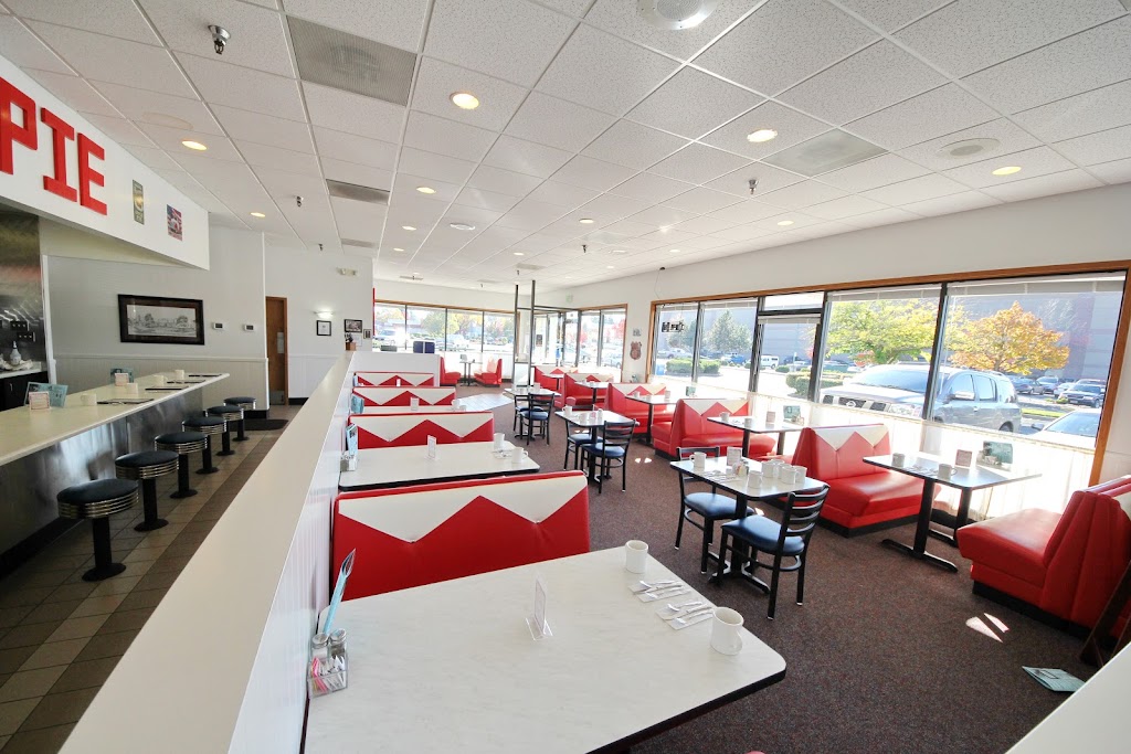 Punkys Diner and Pies | restaurant | 953 Medford Center, Medford, OR 97504, USA | 5414941957 OR +1 541-494-1957