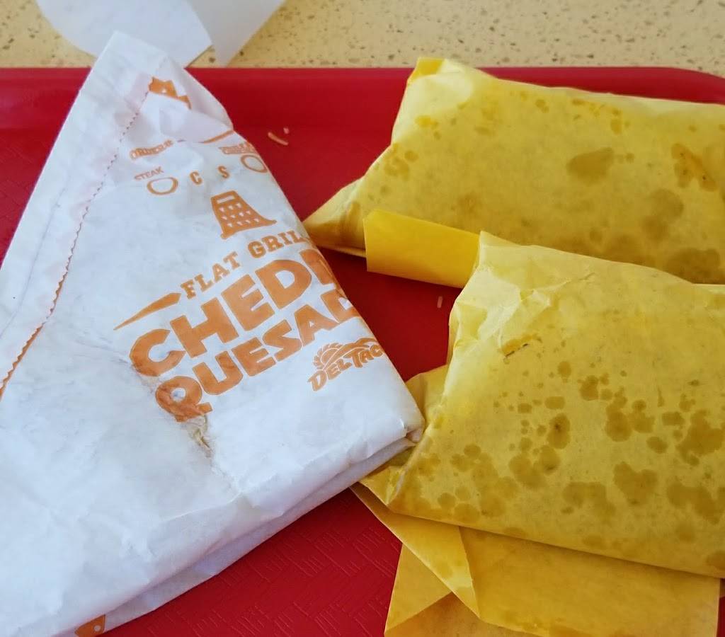 Del Taco | meal takeaway | 1171 E Imperial Hwy, Placentia, CA 92870, USA | 7149859095 OR +1 714-985-9095