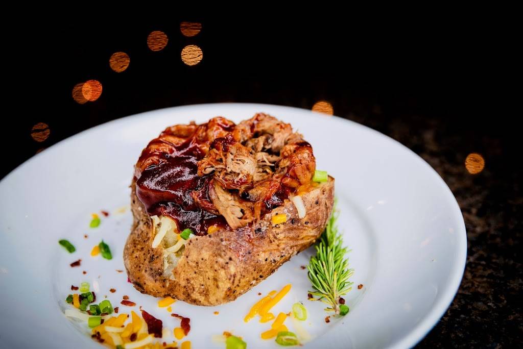 Jonathans Grille | restaurant | 717 3rd Ave N, Nashville, TN 37201, USA | 6156781140 OR +1 615-678-1140