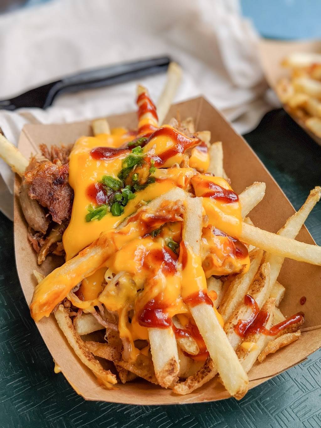 Flame Tree Barbecue | meal takeaway | 2901 W Osceola Pkwy, Orlando, FL 32830, USA | 4079393463 OR +1 407-939-3463