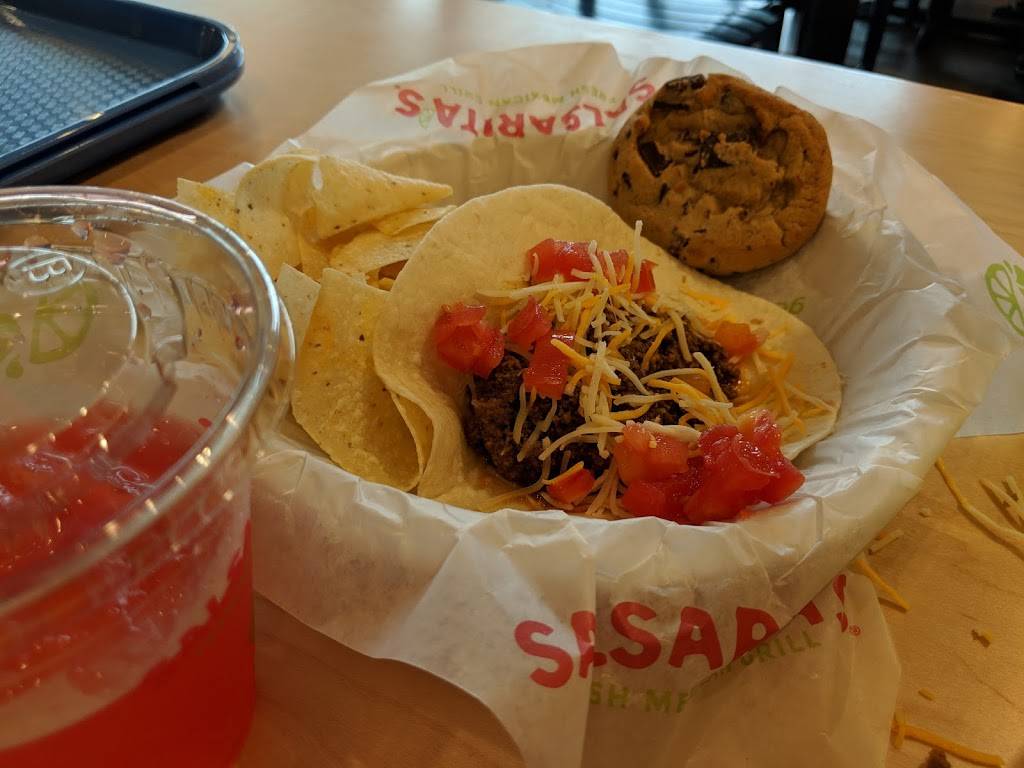 Salsaritas Fresh Mexican Grill | restaurant | 7614 Chapman Hwy Suite 124, Knoxville, TN 37920, USA | 8652477729 OR +1 865-247-7729
