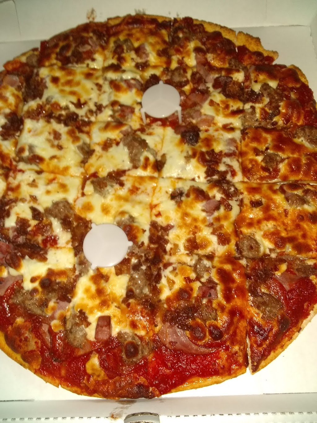 Foxs Pizza and Bakery | restaurant | 403 N Main St, Wilmington, IL 60481, USA | 8154762907 OR +1 815-476-2907