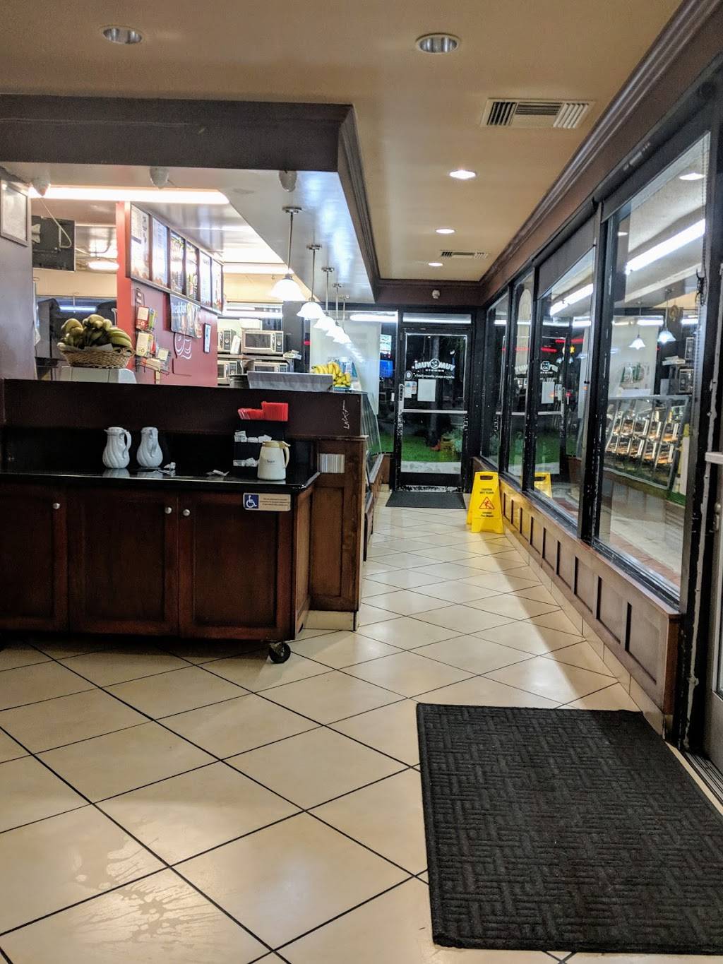 Yum Yum Donuts | cafe | 17210 Prairie Ave, Torrance, CA 90504, USA | 3103718114 OR +1 310-371-8114