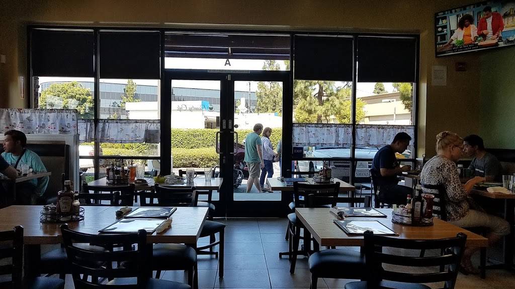 Country Cafe | restaurant | 2321 E 4th St, Santa Ana, CA 92705, USA | 6572475441 OR +1 657-247-5441