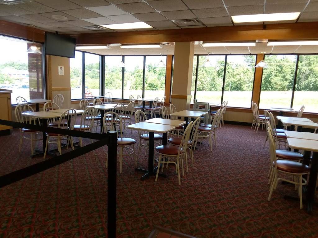 Wendys | restaurant | 8 Watkins Park Dr, Kettering, MD 20774, USA | 3012493928 OR +1 301-249-3928