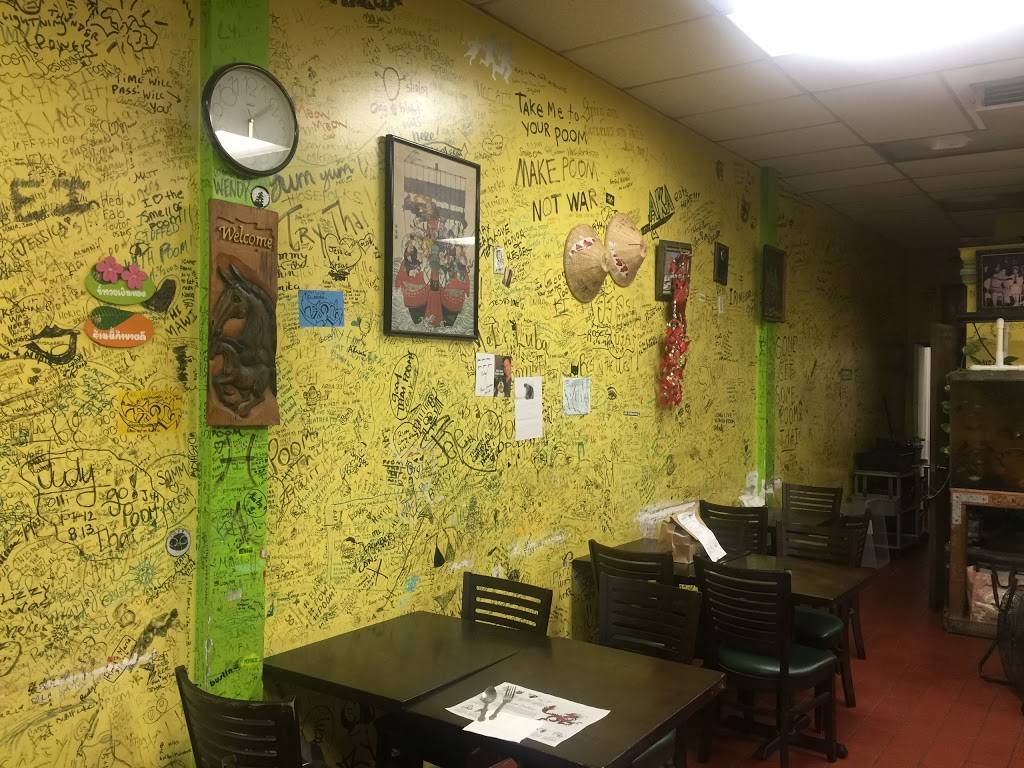 Poom Thai Cuisine | restaurant | 1321, 2204 Lincoln Blvd A, Santa Monica, CA 90405, USA | 3104522150 OR +1 310-452-2150