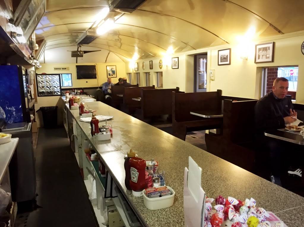 Lou Rocs Diner | restaurant | 1074 W Boylston St, Worcester, MA 01606, USA | 5088526888 OR +1 508-852-6888