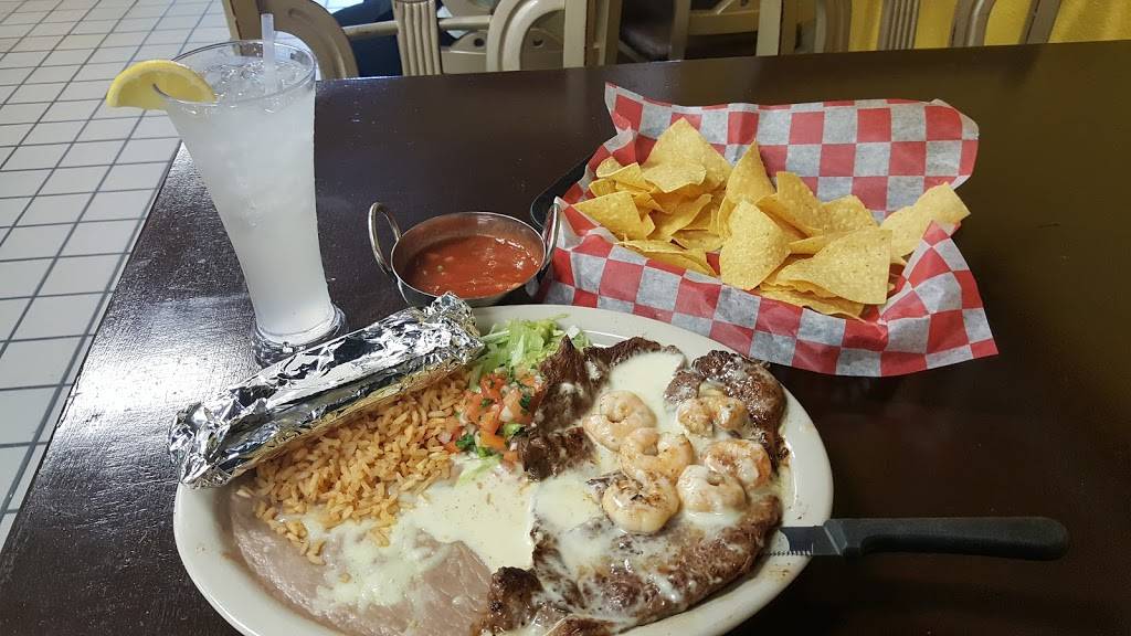 Sabor Guacamole | restaurant | 1120 N Lindell Ave, Fayetteville, AR 72703, USA | 4793168383 OR +1 479-316-8383