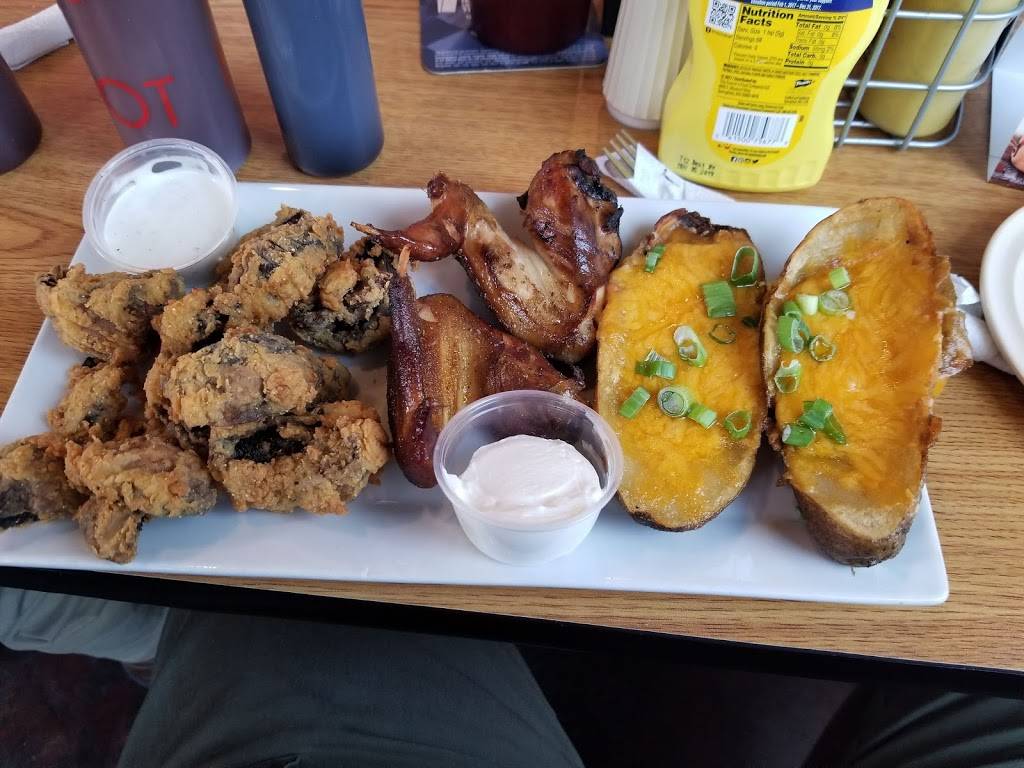 Barbecue and Bourbon | restaurant | 1414 N Main St, Speedway, IN 46224, USA | 3172416940 OR +1 317-241-6940