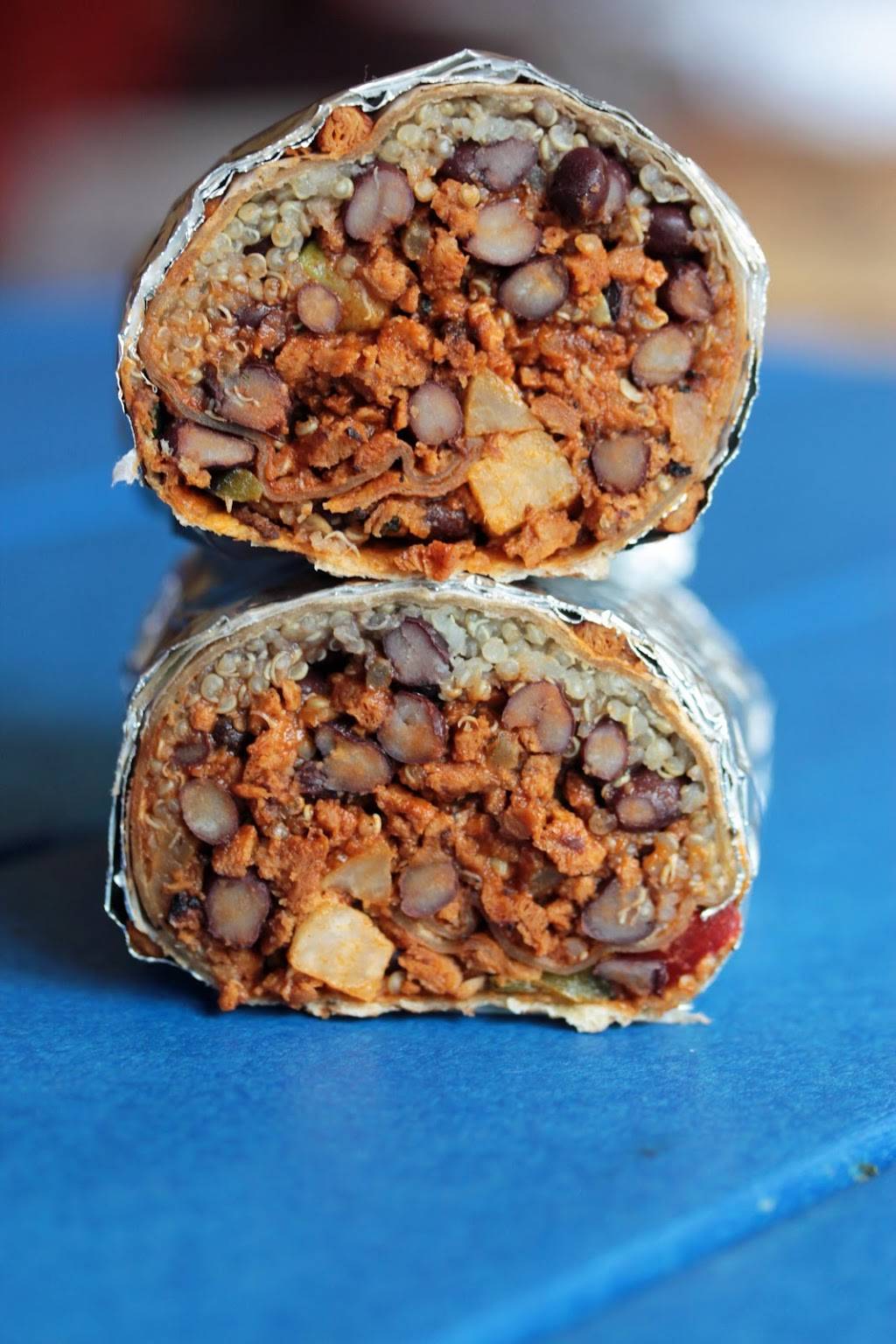 Rosalitas Tacos | restaurant | 153 Waterfront St, National Harbor, MD 20745, USA | 3015671005 OR +1 301-567-1005