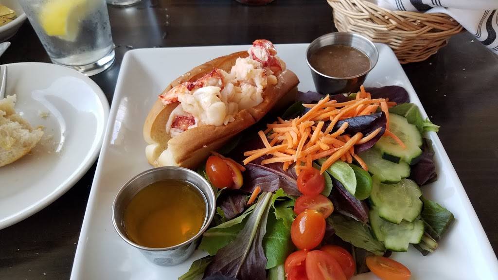 Ada’s Fish House | restaurant | 558 Price St, Pismo Beach, CA 93449, USA | 8055563077 OR +1 805-556-3077