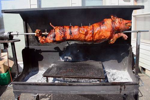 Tims BBQ & Roasting Catering | restaurant | 430 SE 33rd Ave, Portland, OR 97214, USA | 5037401945 OR +1 503-740-1945