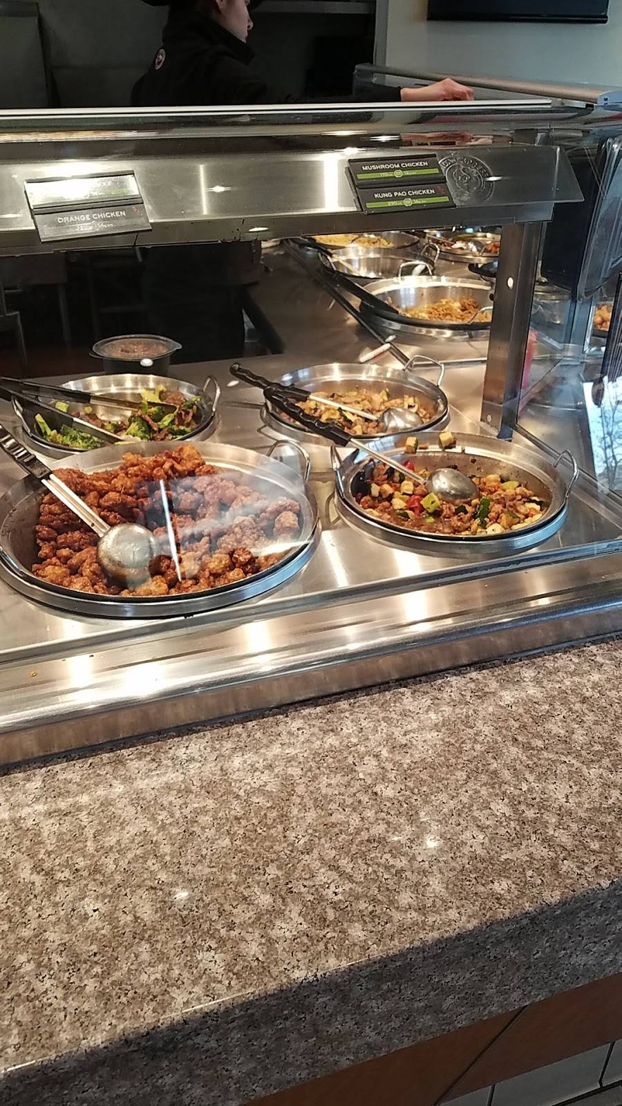 Panda Express | meal takeaway | 39450 10th St W c, Palmdale, CA 93551, USA | 6612737118 OR +1 661-273-7118