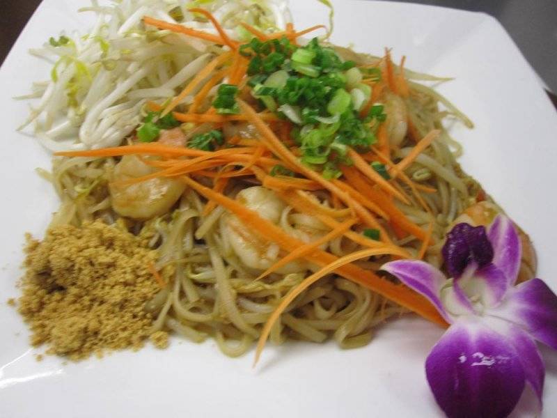 Thai Palace Restaurant | restaurant | 1140 Lauzon Rd, Windsor, ON N8S 3N1, Canada | 5199486161 OR +1 519-948-6161