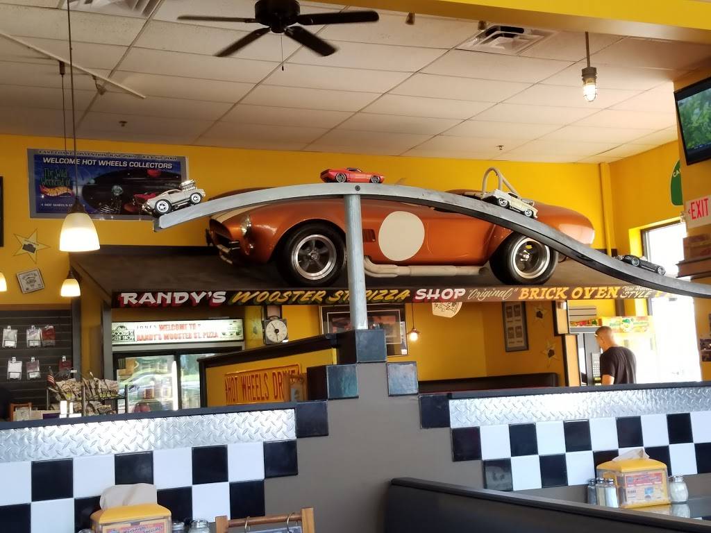 Randys Wooster Street Pizza | restaurant | 1000 Tolland Turnpike, Manchester, CT 06042, USA | 8606491166 OR +1 860-649-1166