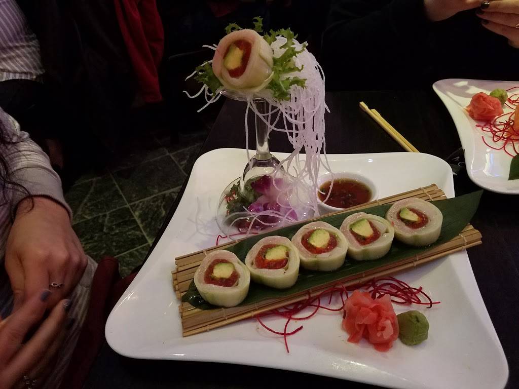 Minami | restaurant | 12 Central Ave, Massapequa, NY 11758, USA | 5167994799 OR +1 516-799-4799