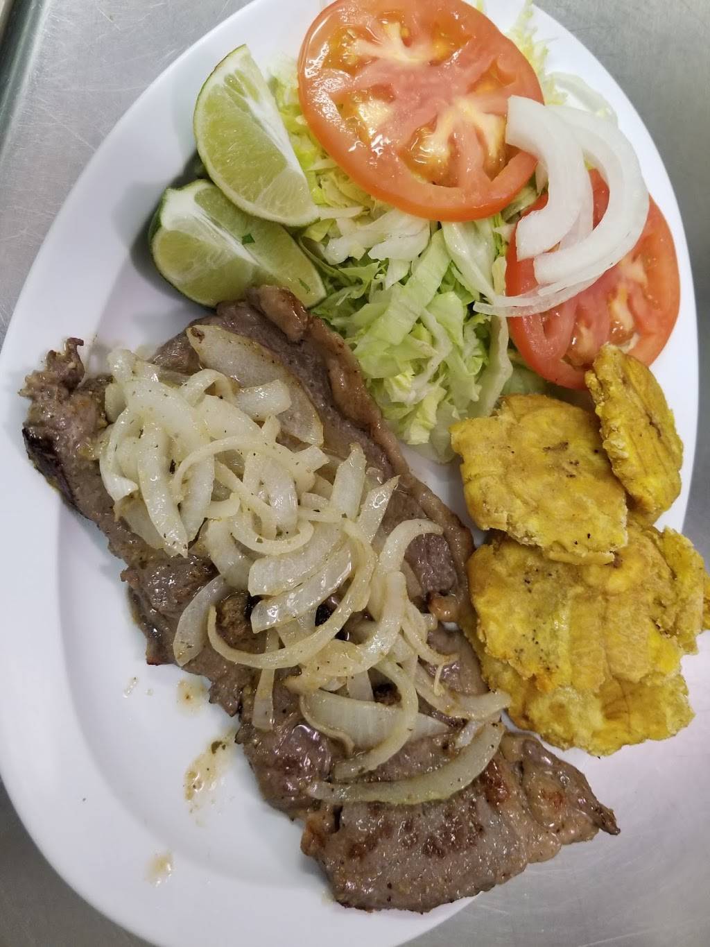 Cafe con leche | restaurant | 2761 S Ridgewood Ave, Daytona Beach, FL 32119, USA | 3869990035 OR +1 386-999-0035