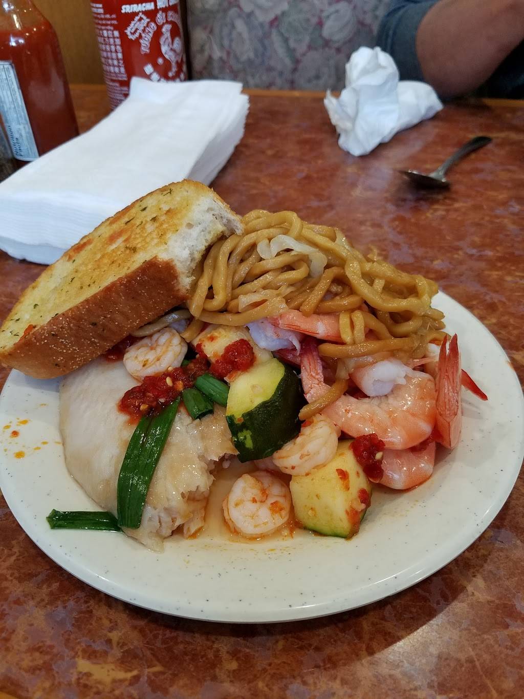 Empire Buffet | restaurant | 3585 Sonoma Blvd, Vallejo, CA 94590, USA | 7075576338 OR +1 707-557-6338