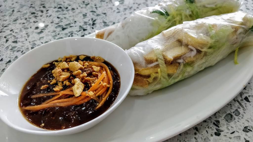 DelightPho | restaurant | 45 Dusk Dr unit 6, Brampton, ON L6Y 5Z6, Canada | 9054566651 OR +1 905-456-6651