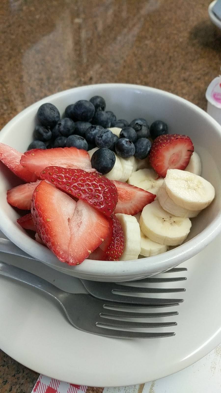 Rosies Diner | restaurant | 27 Vinal Square, North Chelmsford, MA 01863, USA | 9782510520 OR +1 978-251-0520