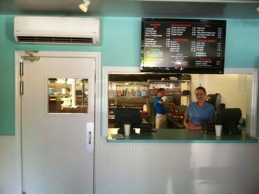 Atomic Wings | restaurant | 85 Montauk Hwy, Westhampton Beach, NY 11978, USA | 6319984663 OR +1 631-998-4663