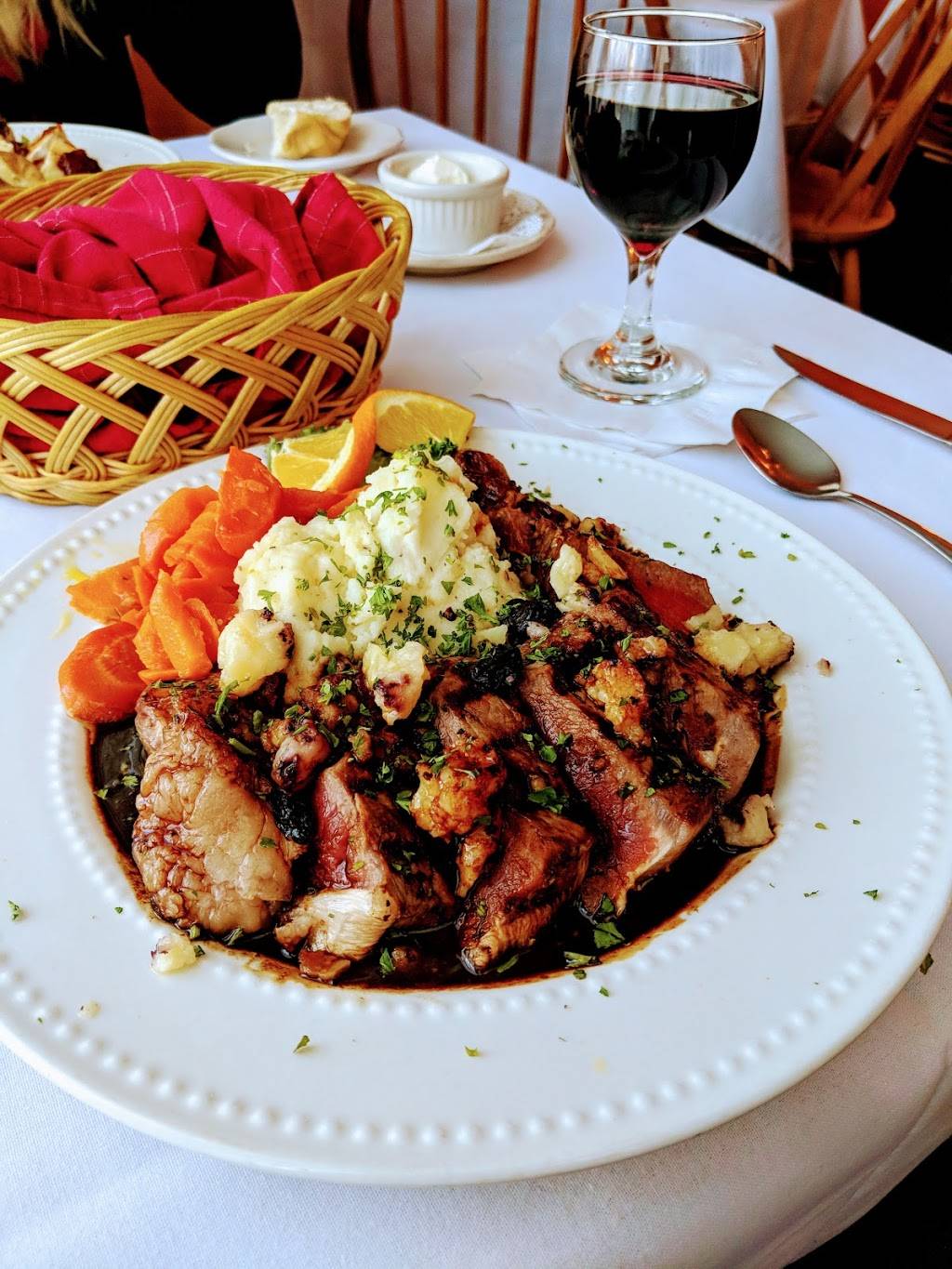 Heritage House | restaurant | 182 Madison Ave, Skowhegan, ME 04976, USA | 2074745100 OR +1 207-474-5100