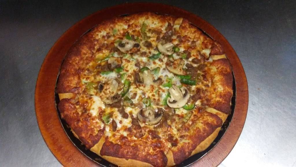 Pizza Hut | restaurant | 396 E Market St, Akron, OH 44304, USA | 3305354444 OR +1 330-535-4444