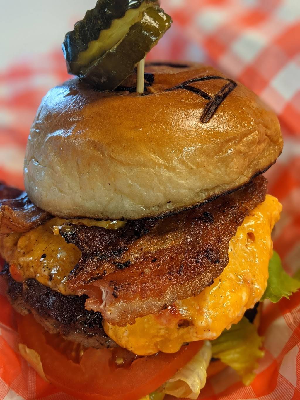 Loris American Grille | restaurant | 1711 OH-28 Building 1, Goshen, OH 45122, USA | 5135750237 OR +1 513-575-0237