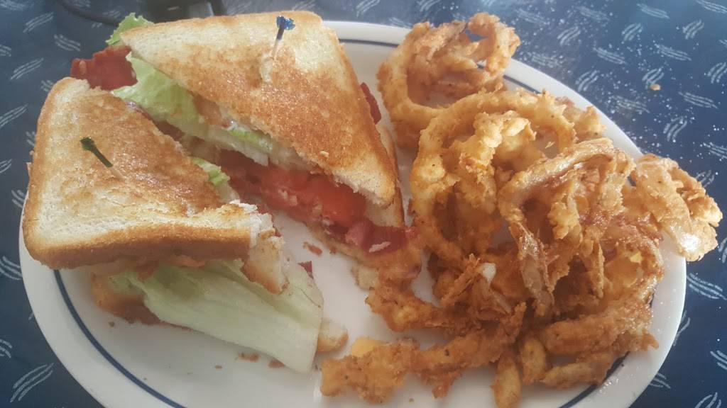 Hemphills Restaurant | restaurant | 3508 Hemphill St, Fort Worth, TX 76110, USA | 8179271713 OR +1 817-927-1713