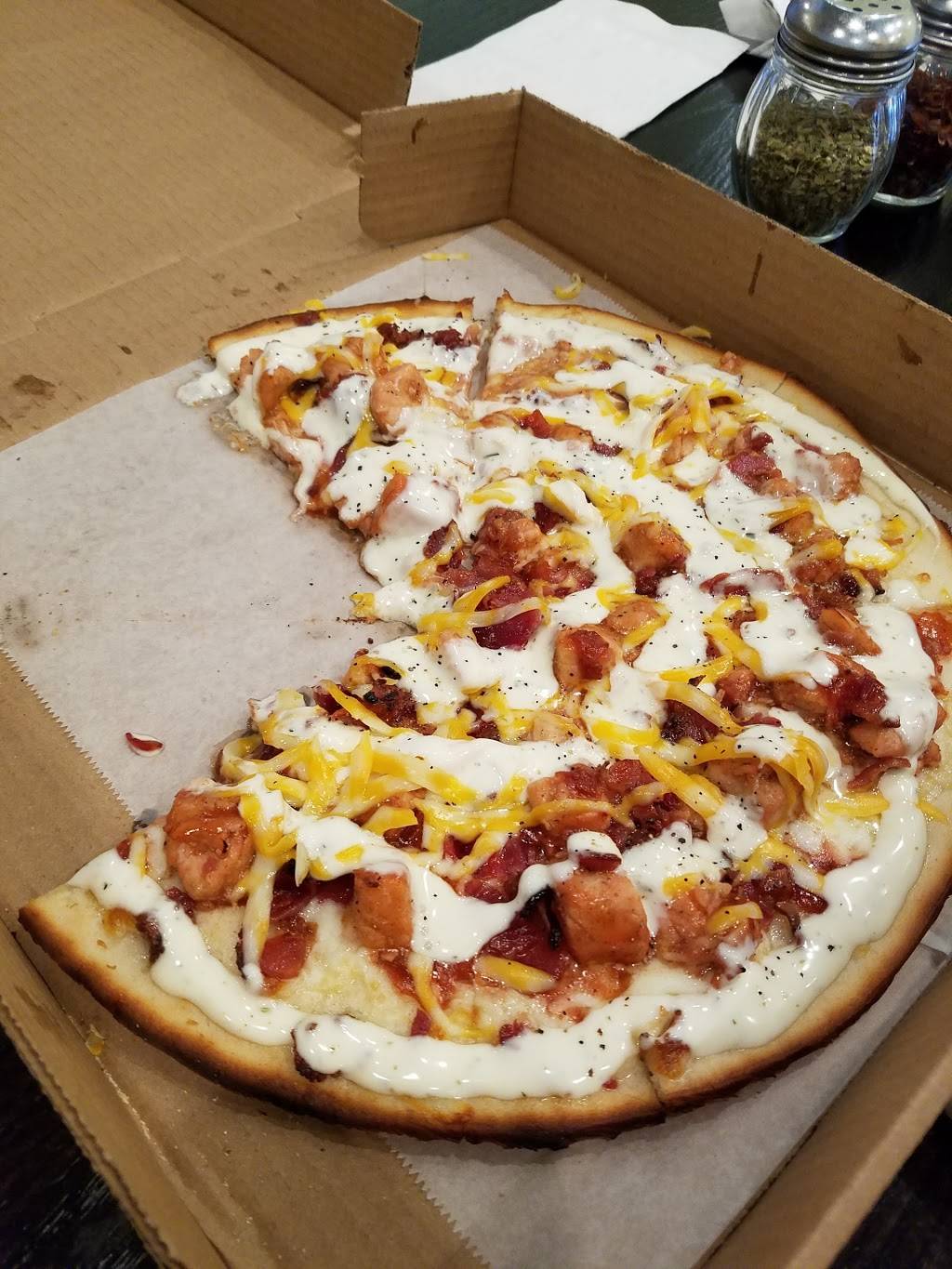 Antonios Pizza | restaurant | 31 Federal St, Belchertown, MA 01007, USA | 4133236844 OR +1 413-323-6844