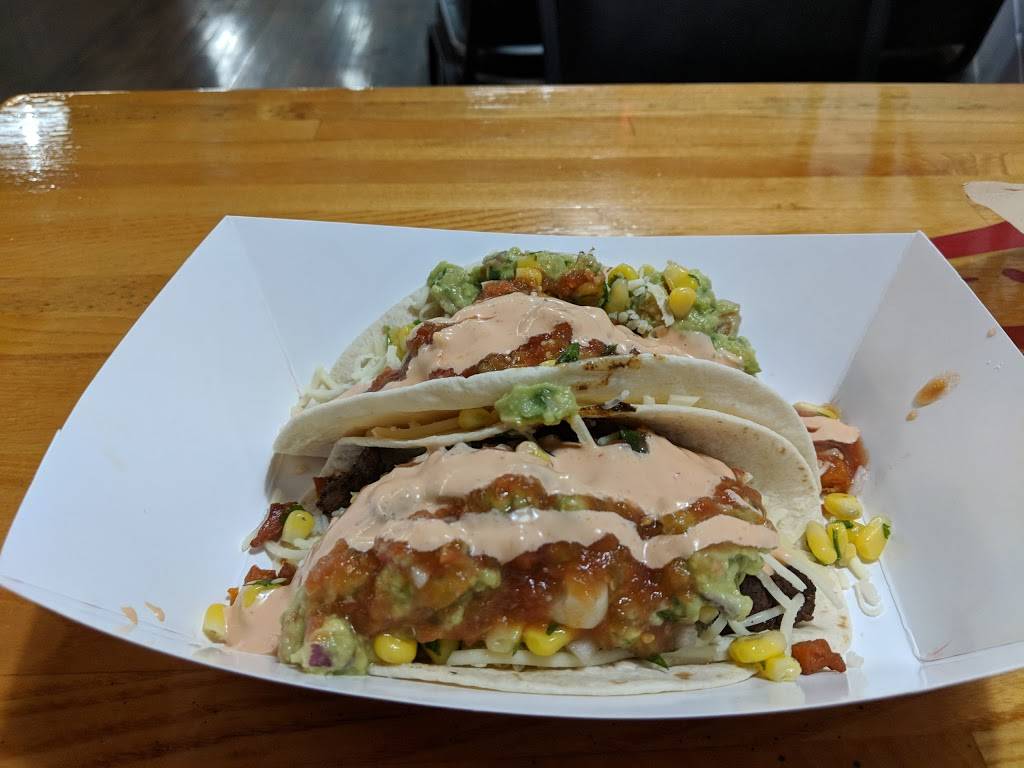 The Burrito Bowl | restaurant | 809 Broadway, East Providence, RI 02914, USA | 4014382695 OR +1 401-438-2695