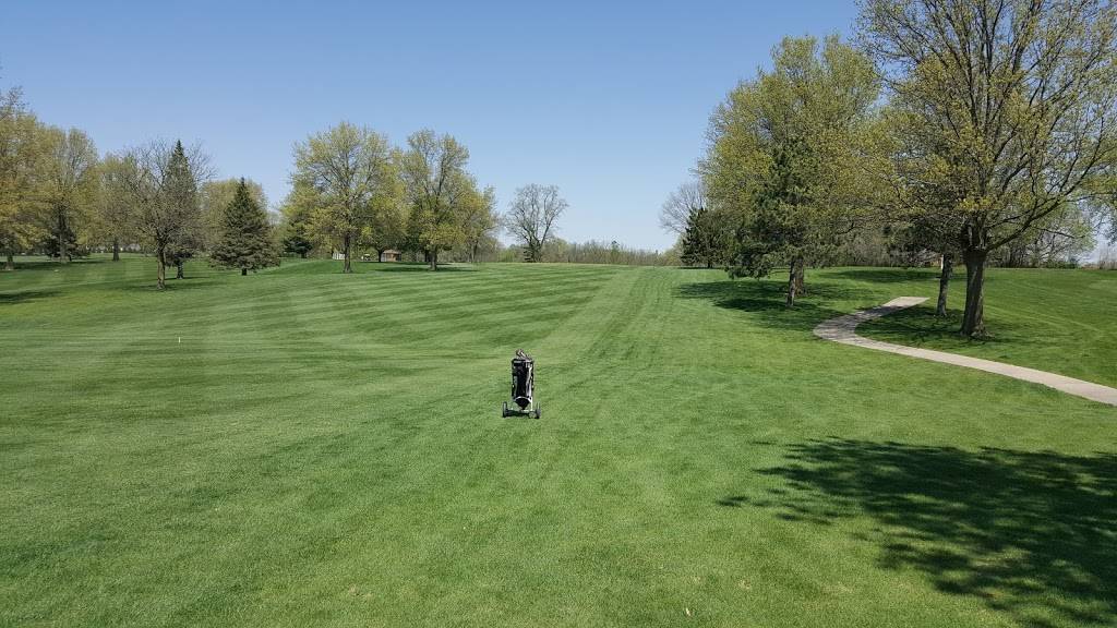 Pella Golf & Country Club | restaurant | 500-620 Elm St, Pella, IA 50219, USA | 6416284564 OR +1 641-628-4564