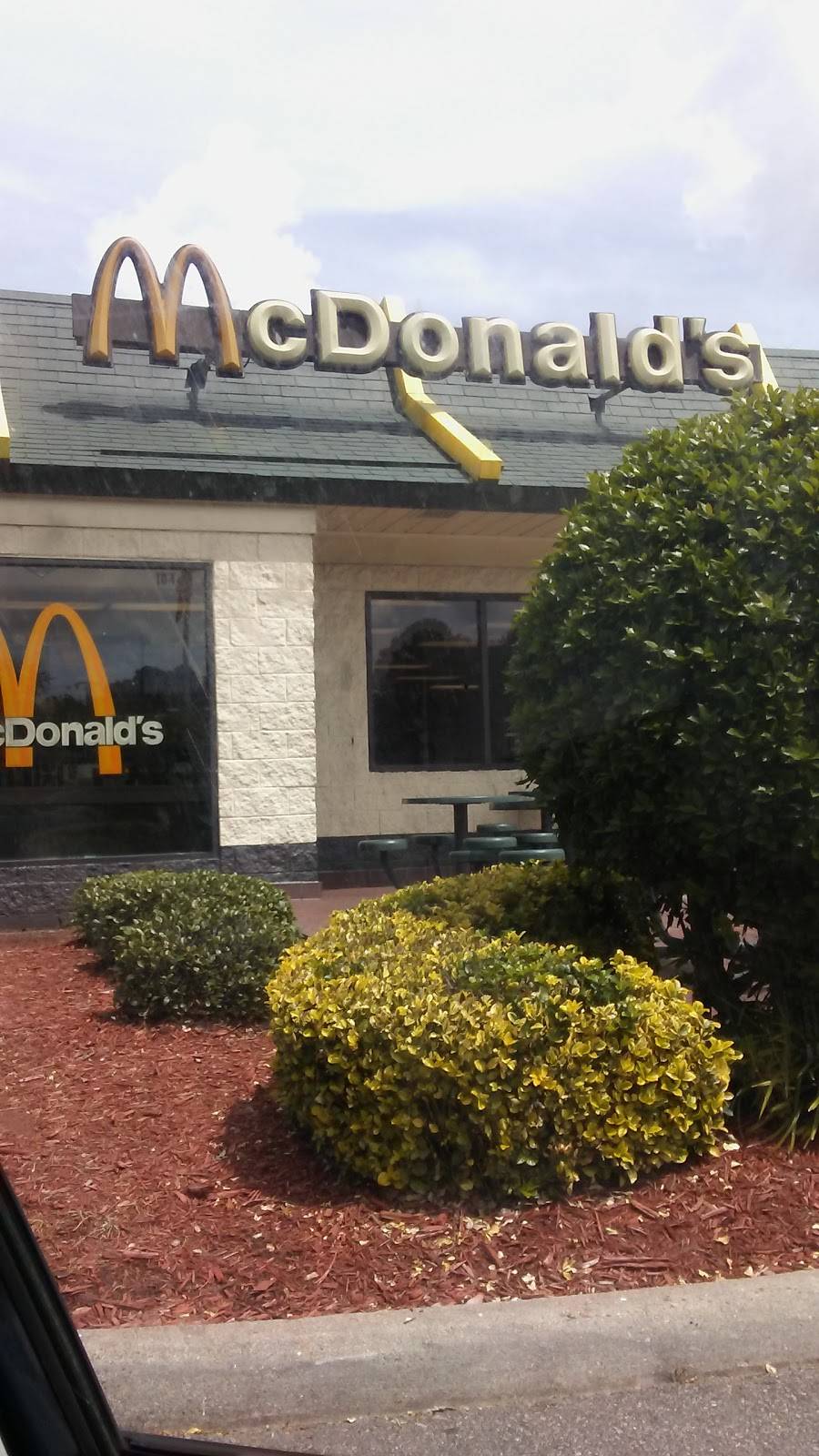 McDonalds | cafe | 1046 Campostella Rd, Norfolk, VA 23523, USA | 8045604407 OR +1 804-560-4407