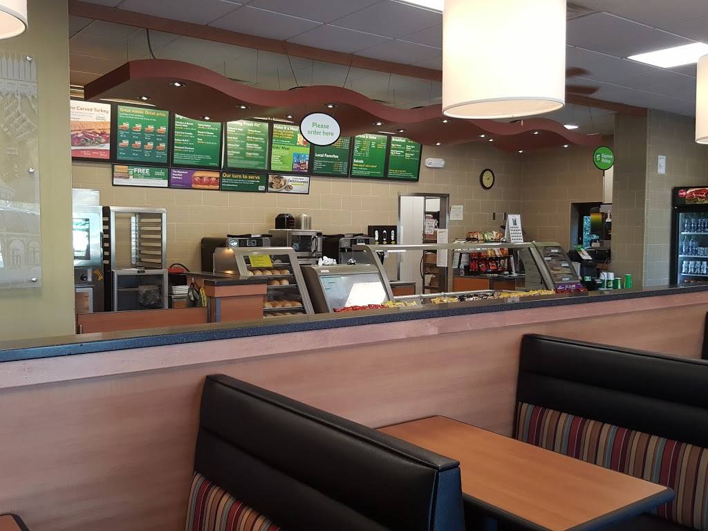 Subway | restaurant | 1222 W Lindsey St, Norman, OK 73069, USA | 4053645444 OR +1 405-364-5444