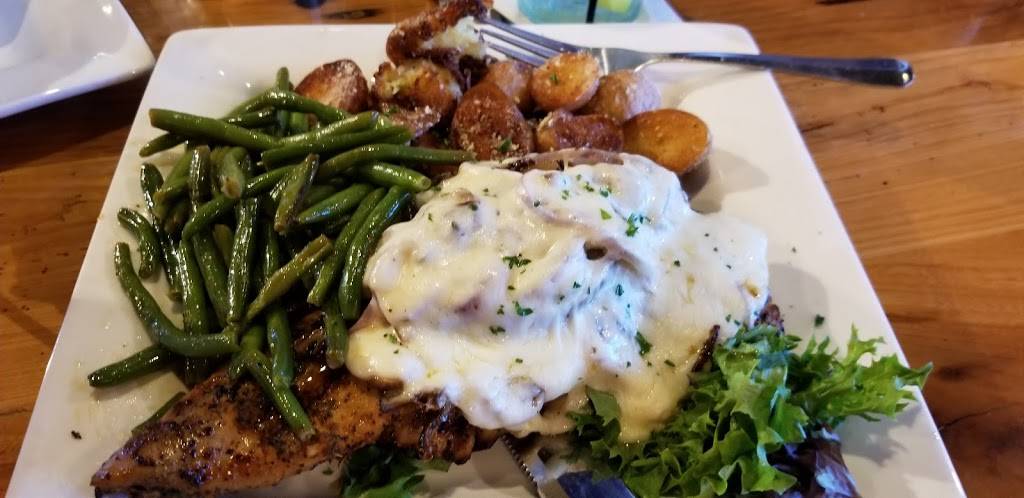 Oliveras Restaurant | restaurant | 390 S Dexter St, Ionia, MI 48846, USA | 6165223000 OR +1 616-522-3000