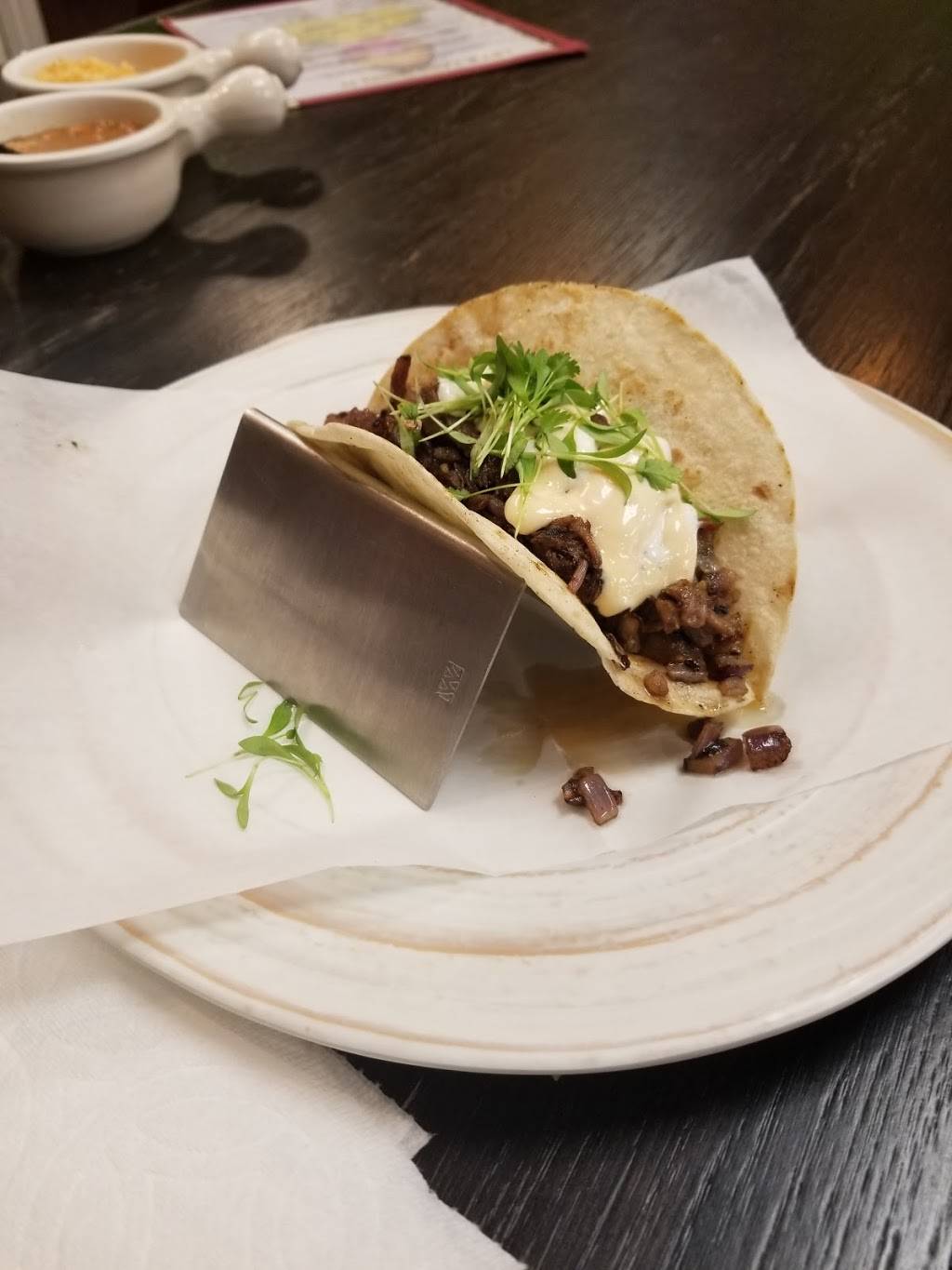 Lil Sauls Tacos | restaurant | 609 Bradford Ave Ste. 109, Kemah, TX 77565, USA | 8328642937 OR +1 832-864-2937