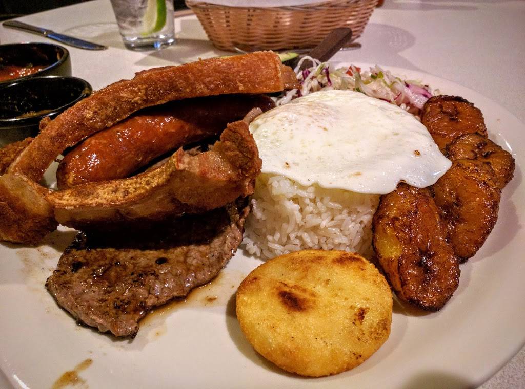 El Familiar | restaurant | 1246 NJ-166, Toms River, NJ 08753, USA | 7322406613 OR +1 732-240-6613