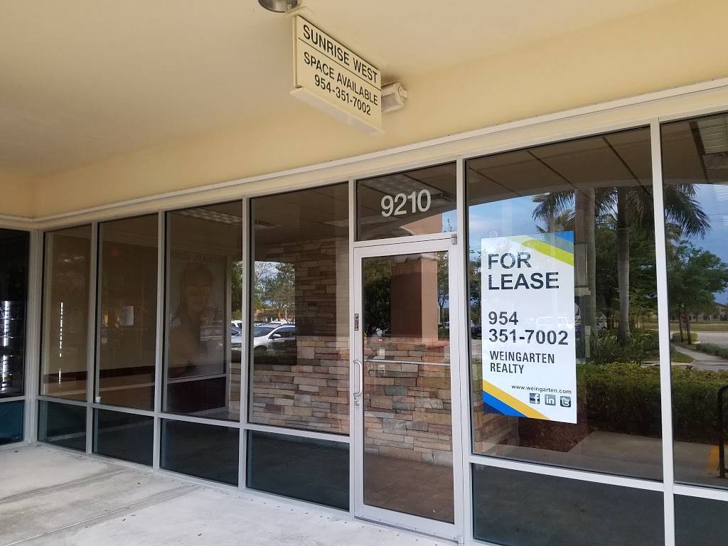 Marcos Pizza | meal delivery | 9210 W Commercial Blvd, Sunrise, FL 33351, USA | 9546165118 OR +1 954-616-5118