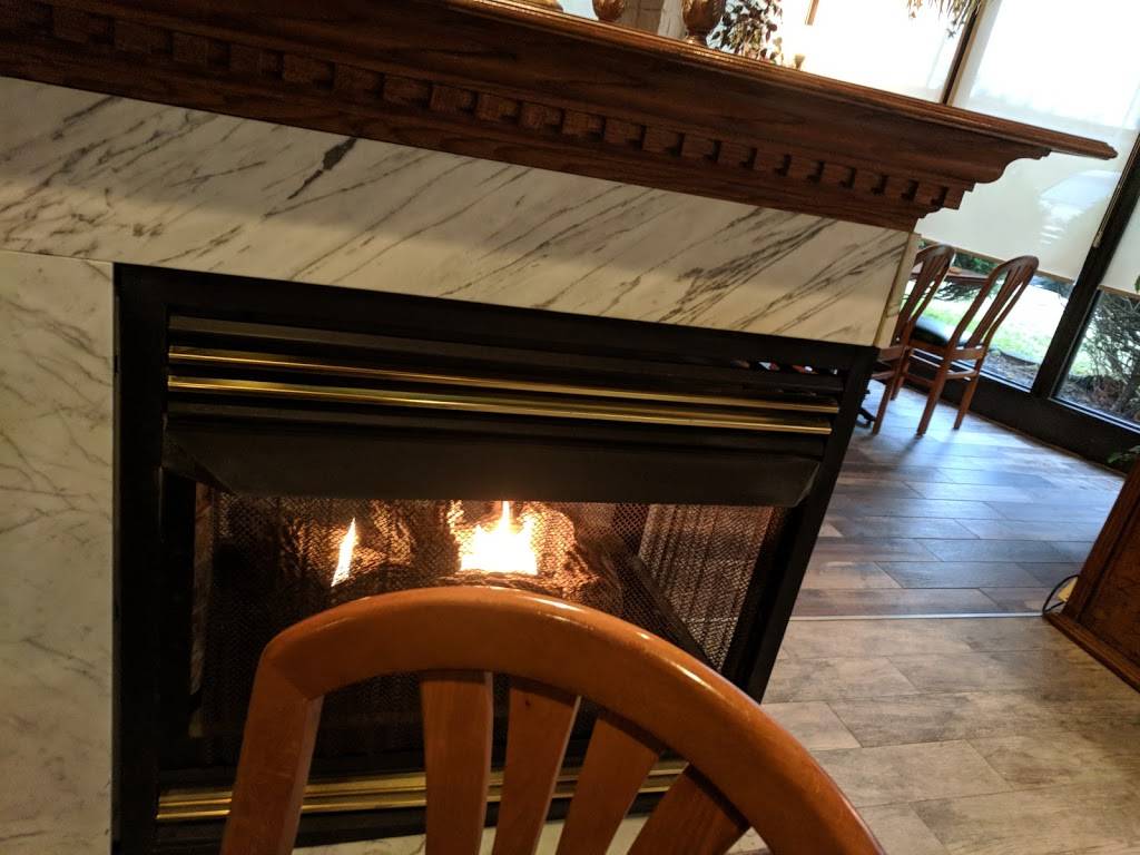 Grumpys Bar and Grille | restaurant | 820 W Bel Air Ave, Aberdeen, MD 21001, USA | 4102726151 OR +1 410-272-6151