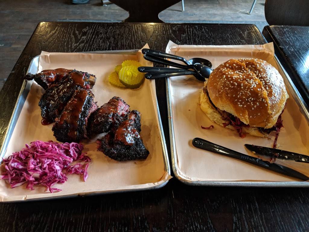 Izzys BBQ Smokehouse | restaurant | 397 Troy Ave, Brooklyn, NY 11213, USA | 3474250524 OR +1 347-425-0524