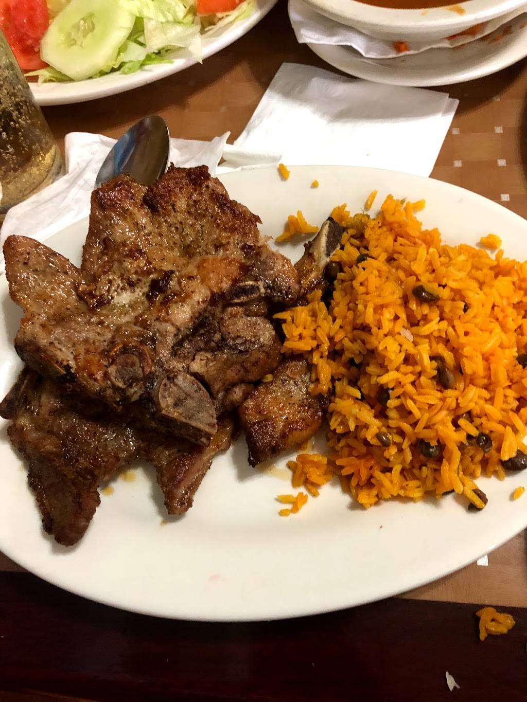 Arelis Restaurant | restaurant | 2198 River Ave, Camden, NJ 08105, USA | 8563651664 OR +1 856-365-1664