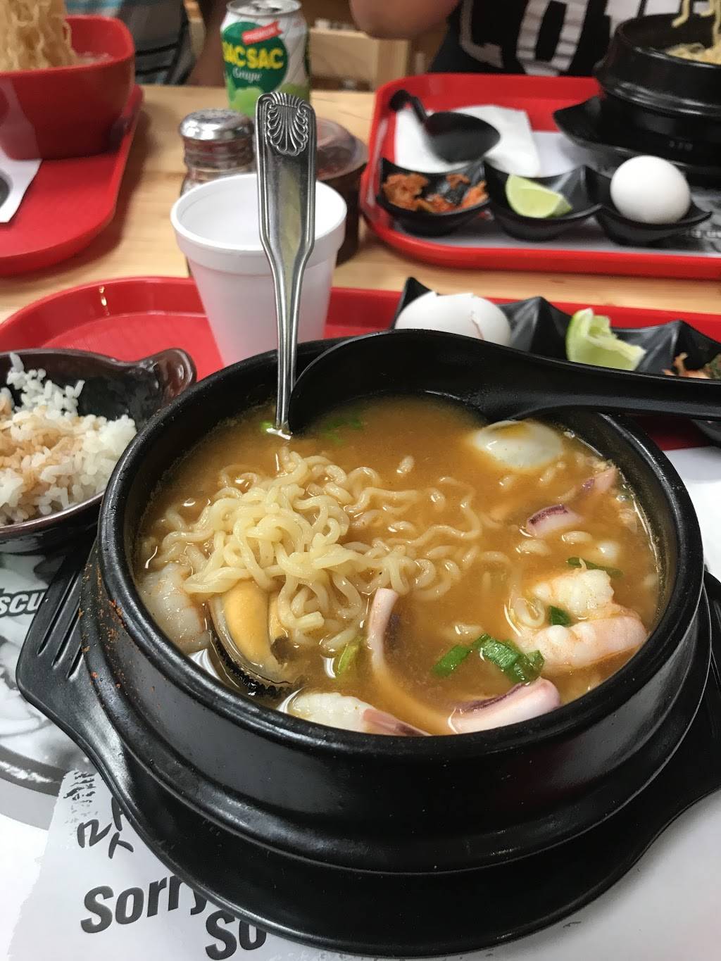 Sopita Ramen Hoover | restaurant | 2201 Pico Blvd #A, Los Angeles, CA 90006, USA | 3232195294 OR +1 323-219-5294