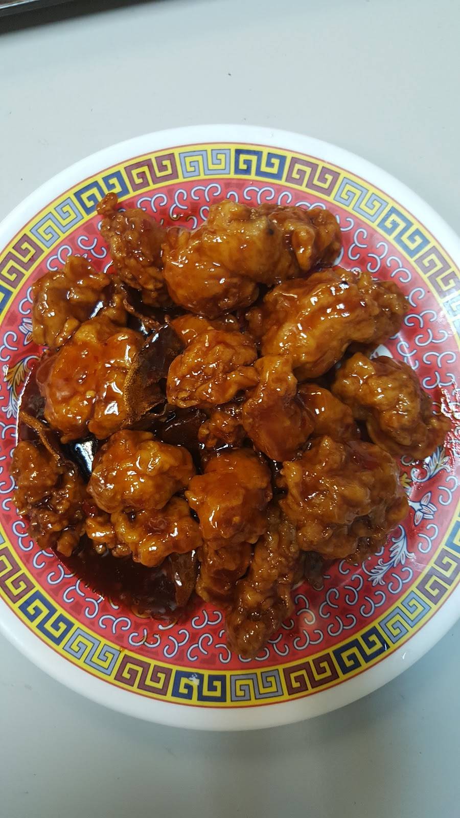 Hot Wok | restaurant | 1020 E Main St M, Purcellville, VA 20132, USA | 5407511688 OR +1 540-751-1688