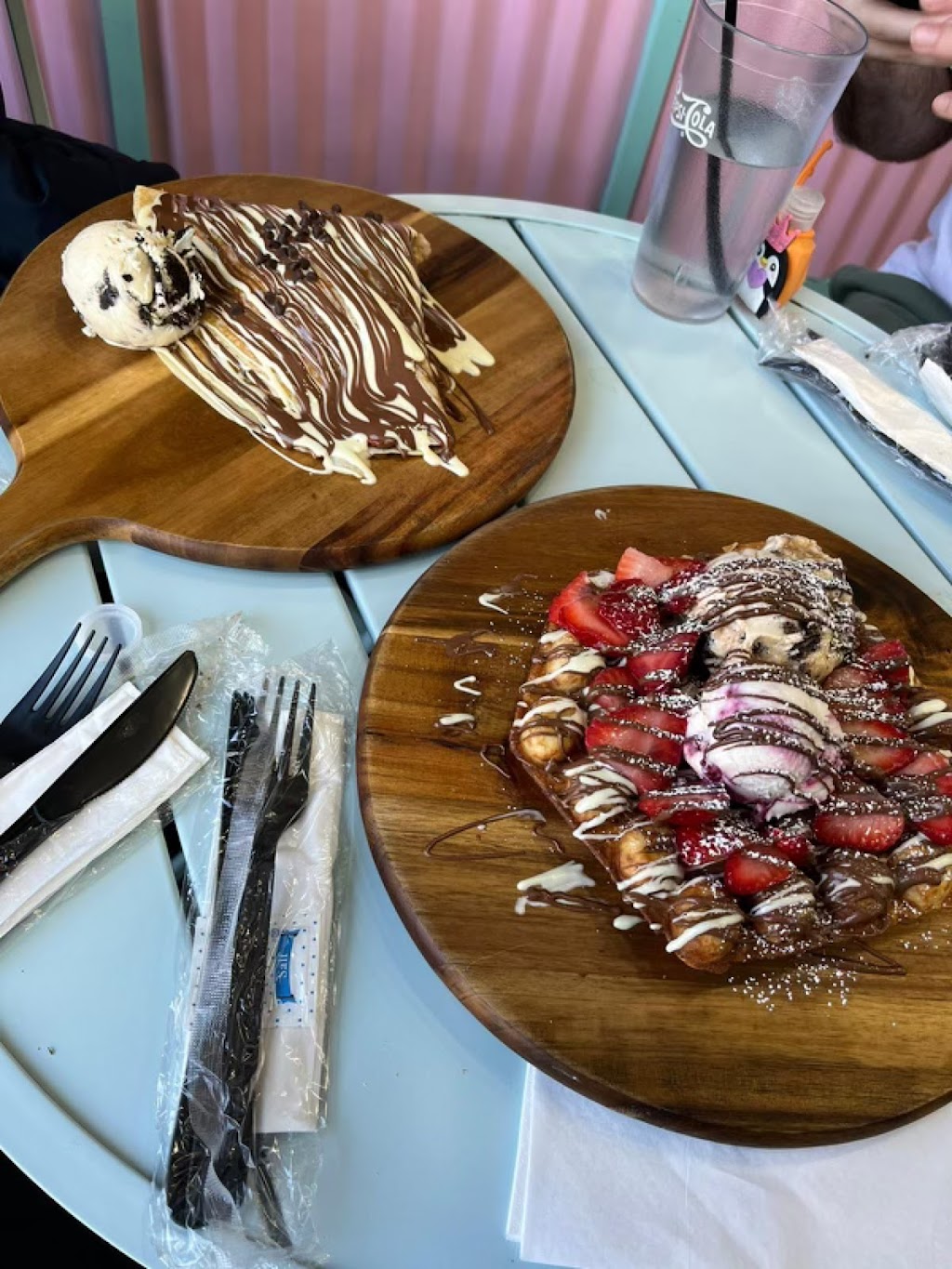 Tutti Frutti Mix | restaurant | 17109 Lorain Ave, Cleveland, OH 44111, USA | 2164172614 OR +1 216-417-2614