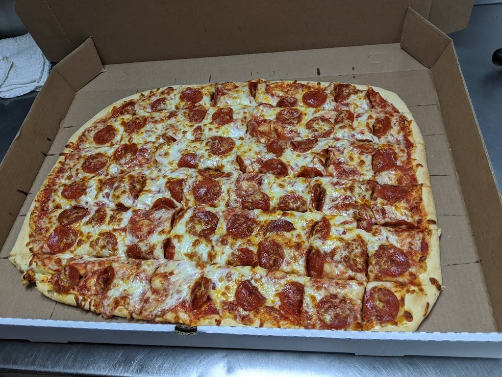 Sizzaly Pizza | restaurant | 1220 W Ogden Ave Suite B, Naperville, IL 60563, USA | 6309953335 OR +1 630-995-3335