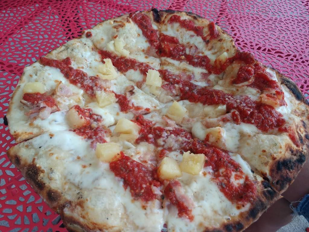 Dominics Truck & Dine | restaurant | 340 Gilmer Ferry Rd, Ball Ground, GA 30107, USA | 6784543463 OR +1 678-454-3463