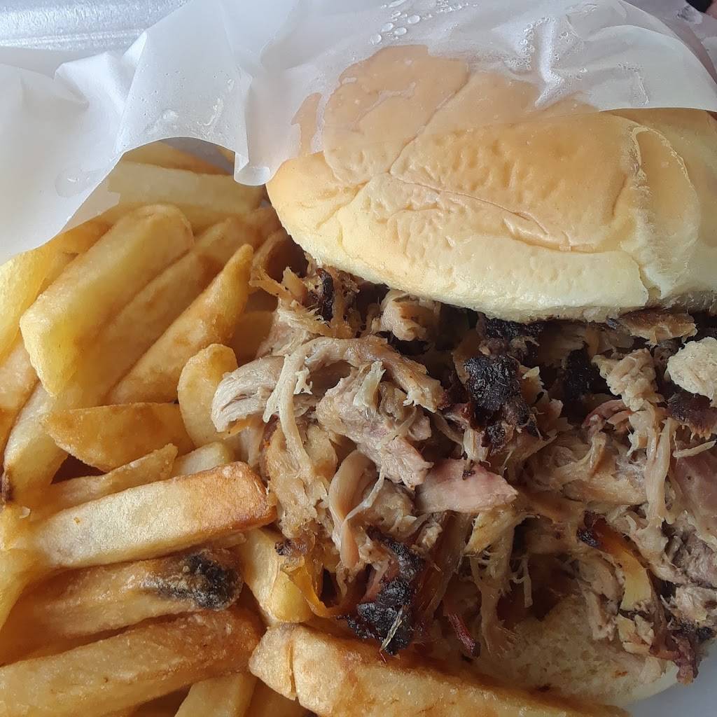 Uncle Bones Bbq | restaurant | 23245 Plymouth Rd, Redford Charter Twp, MI 48239, USA | 3132550500 OR +1 313-255-0500