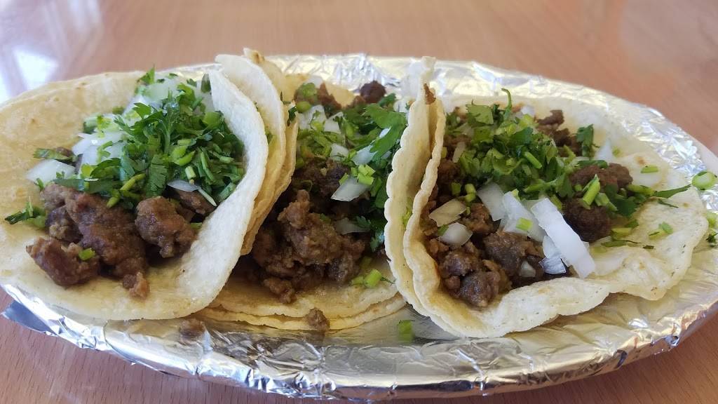 Victorias Taqueria | restaurant | 1004 Broad St, Lake Charles, LA 70601, USA | 3374365124 OR +1 337-436-5124